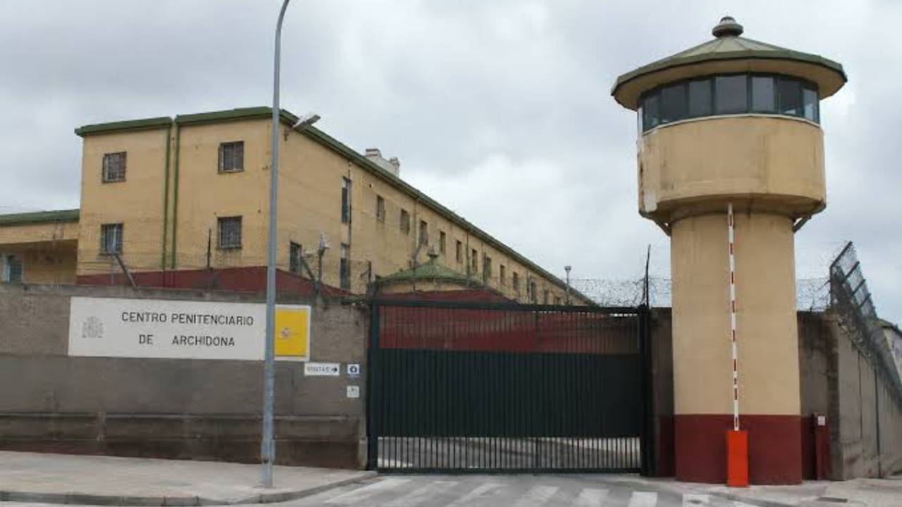 Asistencia legal a familiares de internos en el Centro Penitenciario Málaga II – Archidona desde Marbella
